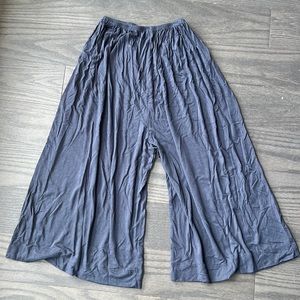 Wide leg elastic culottes